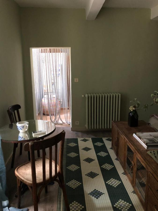 La Belle Etoile Chambres Roaix Bagian luar foto